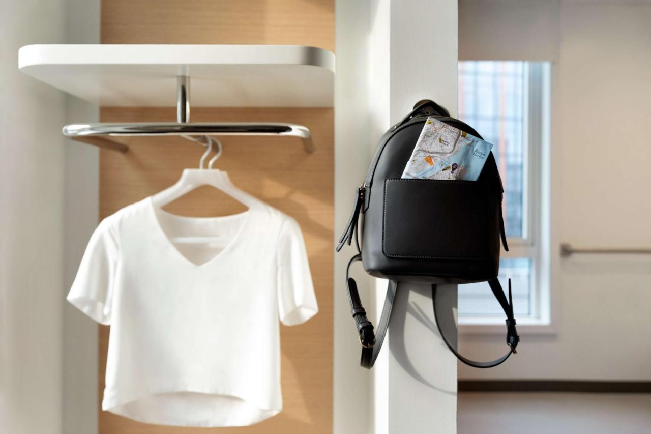 Yotel Glasgow Bagian luar foto "The best of the best"